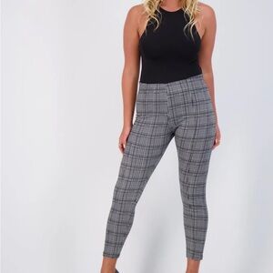 NEW! Women’s Gray Black Ankle-Length Plaid Pants Elastic Waistband Petite Medium